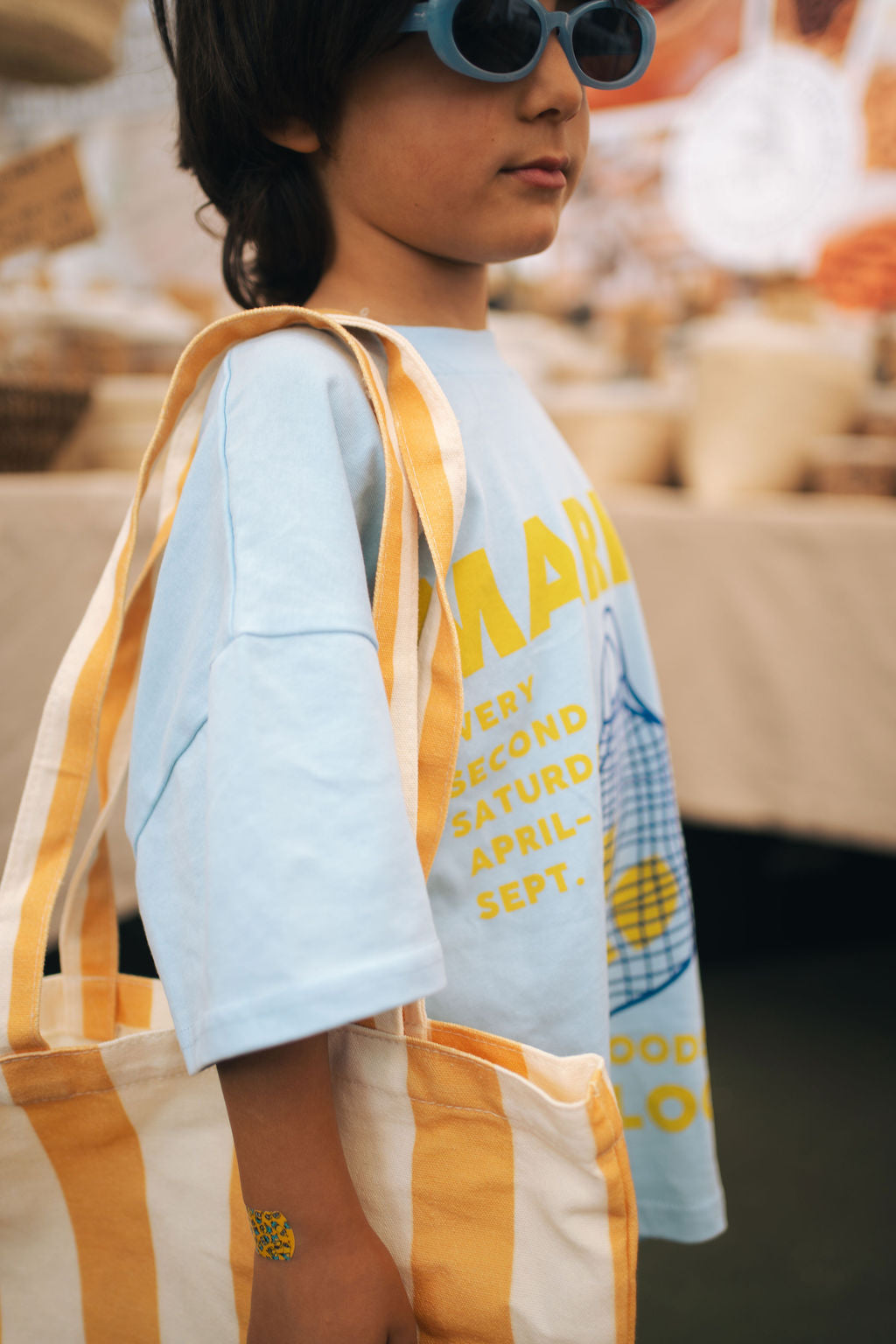 MARKET TEE