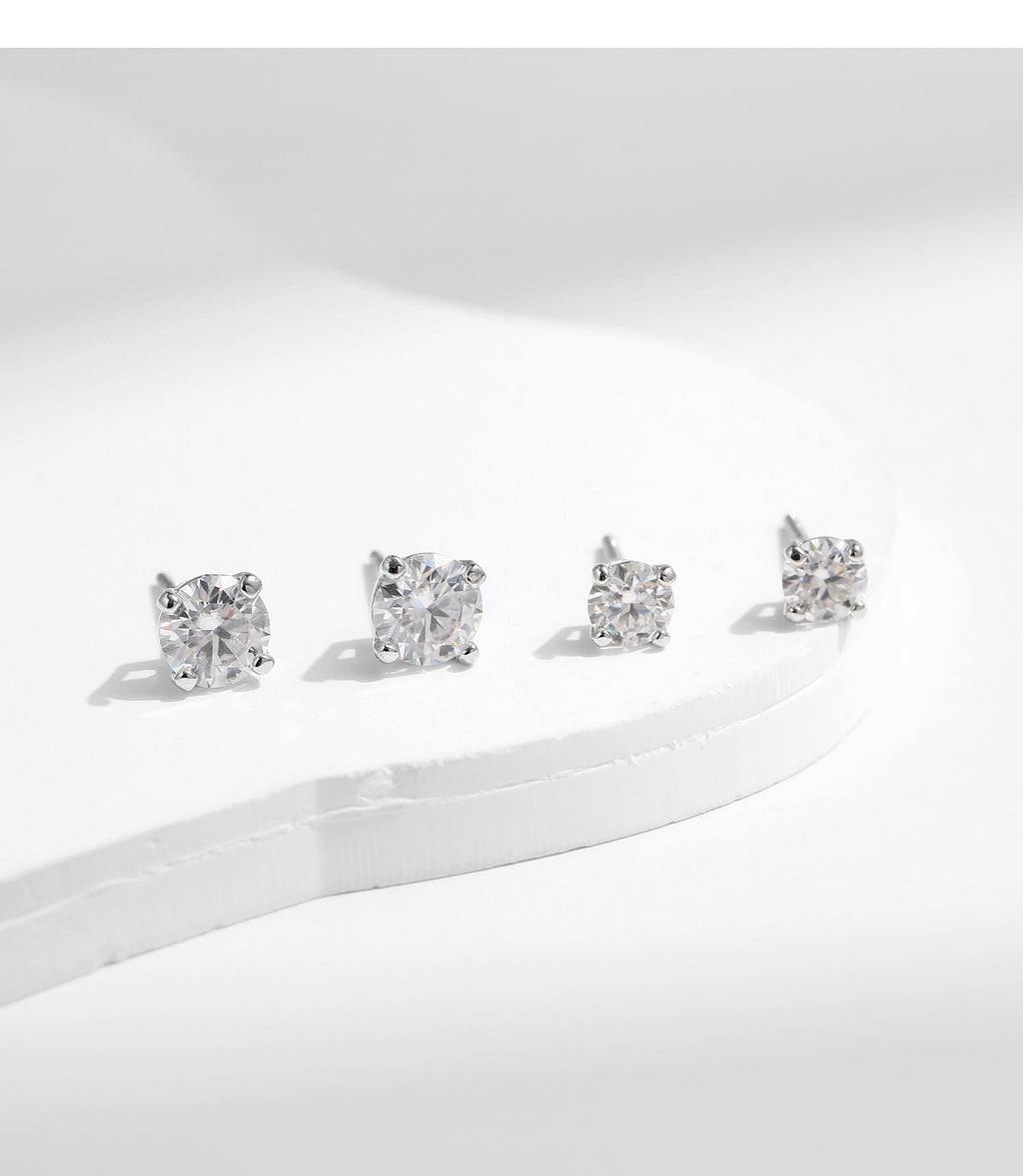 Round D-Color VVS1 Moissanite Stud Earrings in Sterling Silver – Minimalist Geometric Design