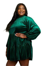 Plus Size 1XL Green Velvet Tiered Mini Dress