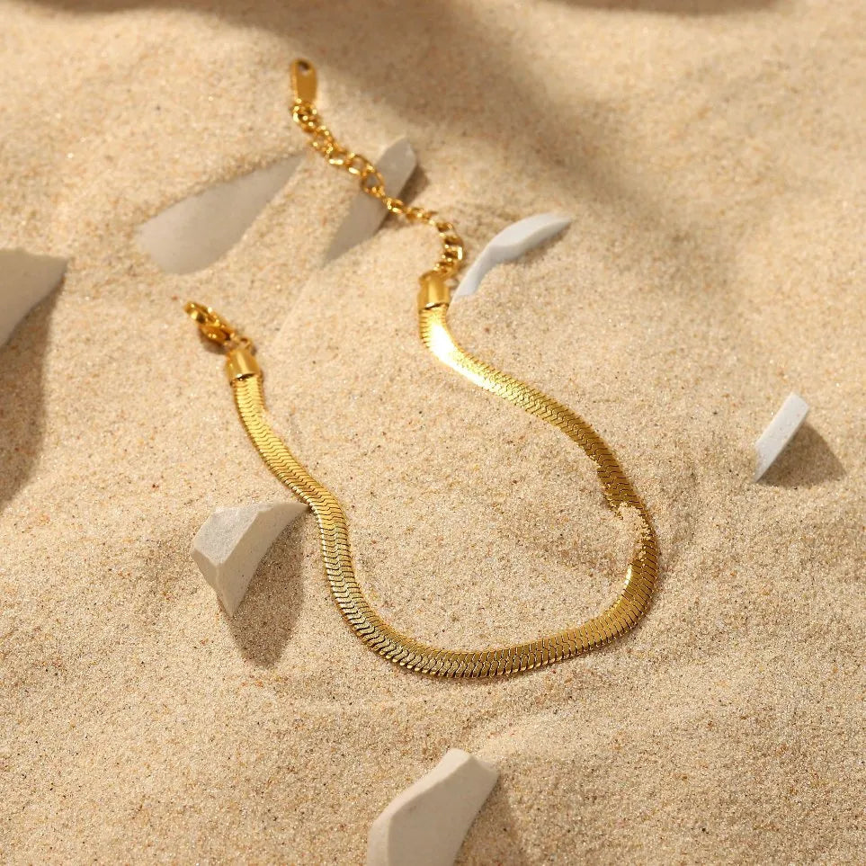 Stylish Snake Chain Bracelet..