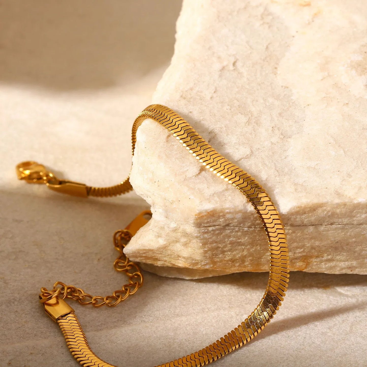 Stylish Snake Chain Bracelet..